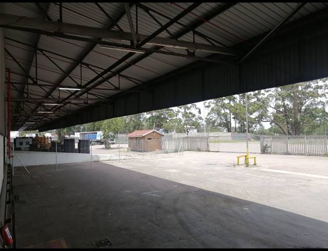 12,800M² WAREHOUSE TO LET IN WESTMEAD